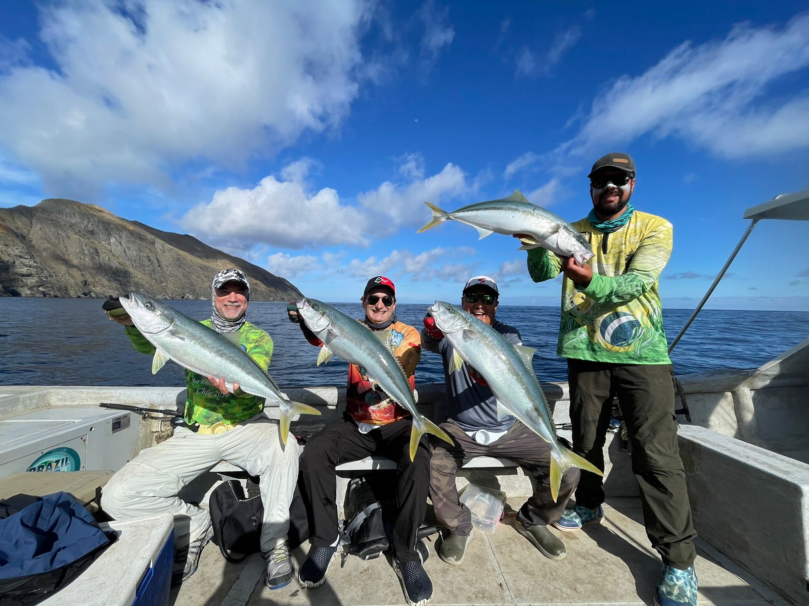 Fotos da pesca esportiva na Ilha de Robinson Cruso/Chile